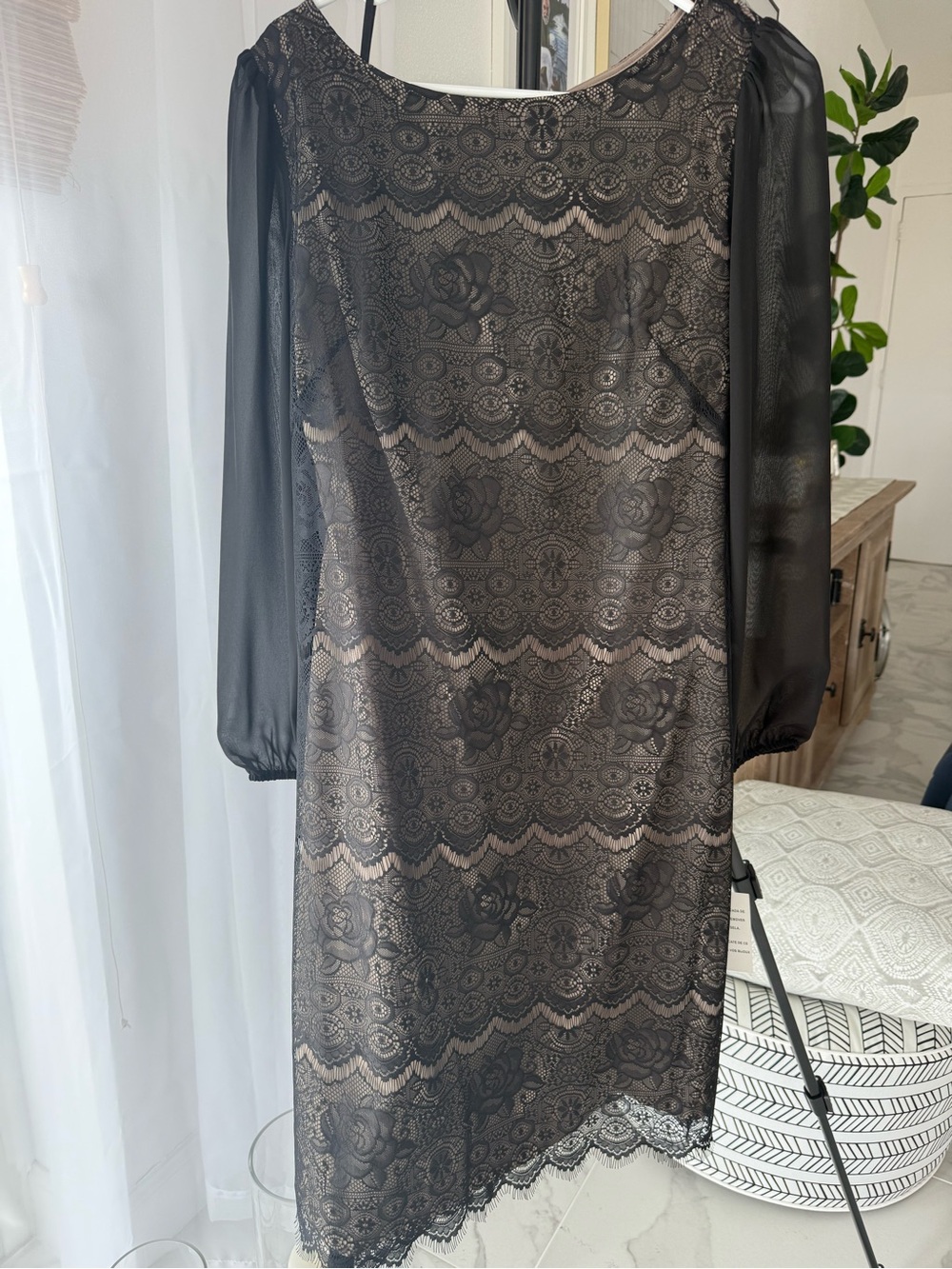 NWT New With Tags Evan Picone Black Floral Lace Sheath Dress size 12